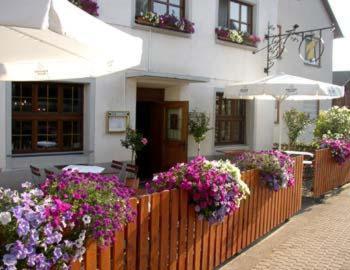 Hotel Restaurant Engel Pfaffenweiler Bagian luar foto