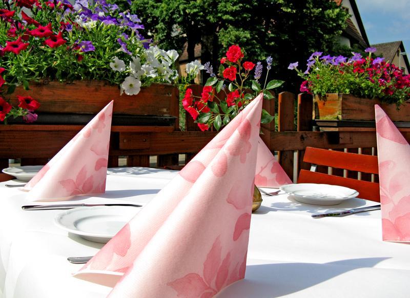 Hotel Restaurant Engel Pfaffenweiler Bagian luar foto